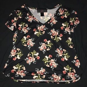 Floral Top SIZE LARGE
